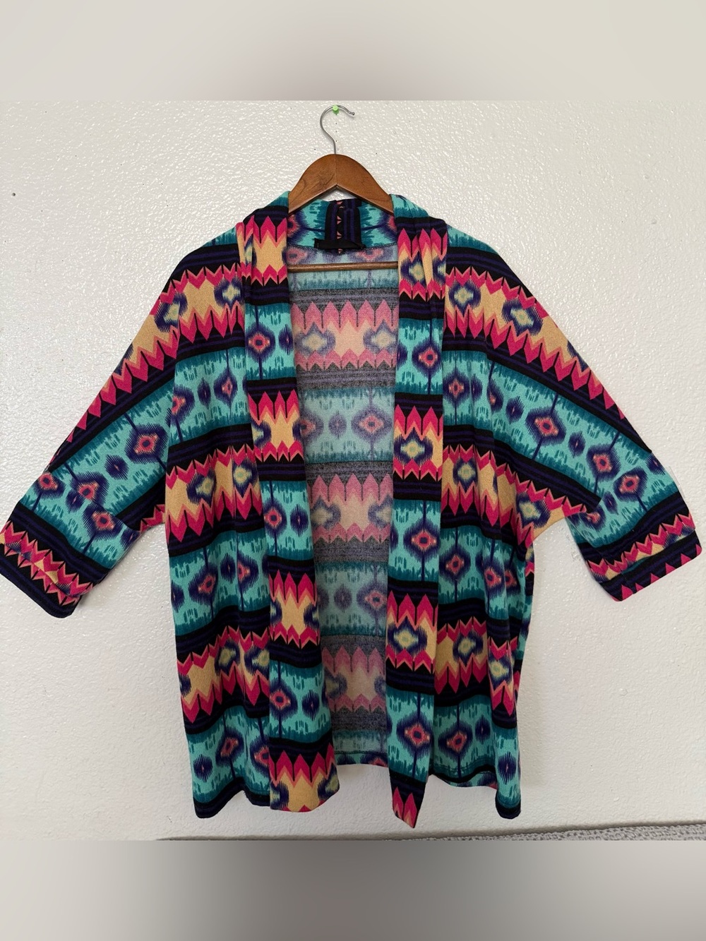 Peach Love California Aztec Open-Front Cardigan in Teal, Pink and Navy Sz L